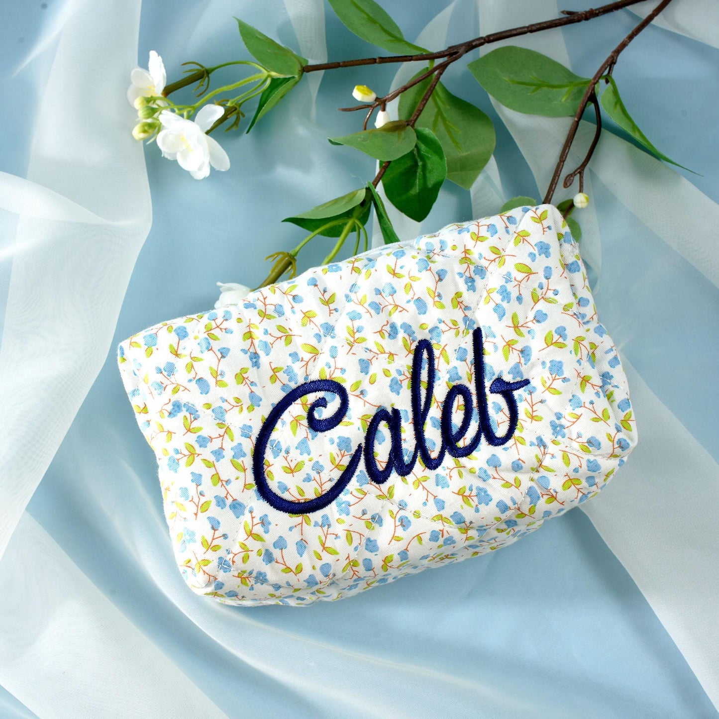 Personalized Floral Embroidered Makeup Bag: Custom Cosmetic Pouch