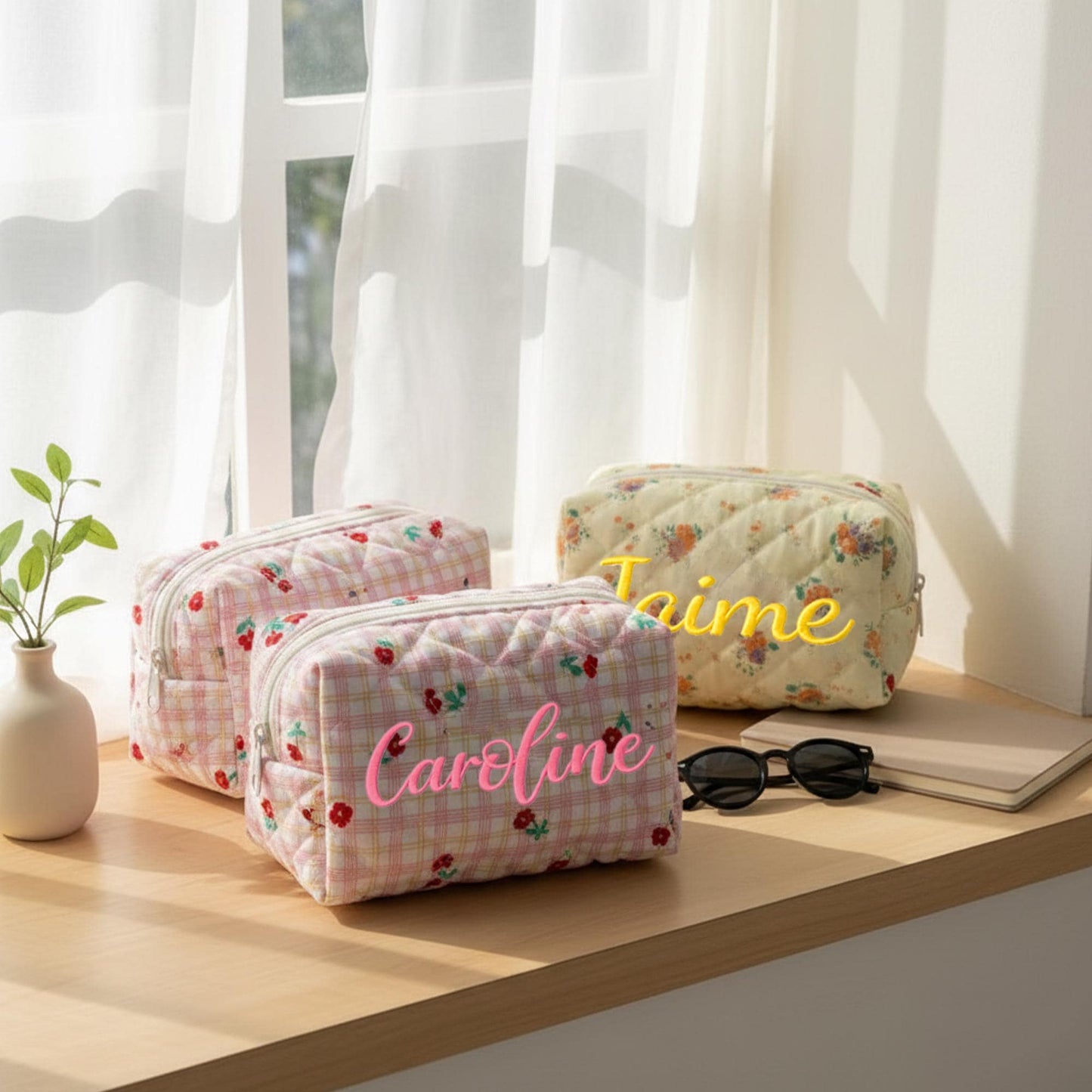 Custom Embroidered Makeup Bag, Personalized Floral Cosmetic Pouch, Travel Toiletry Bag, Bridesmaid Gift